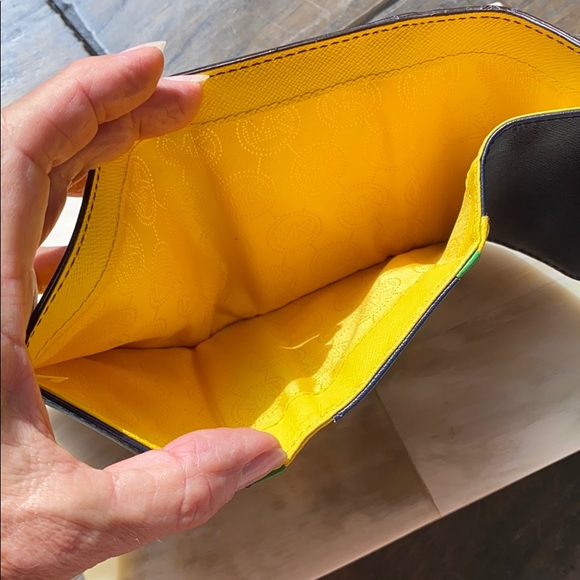 MICHAEL KORS WALLET EXCELLENT CONDITION LIKE NEW - Picture 4 of 6